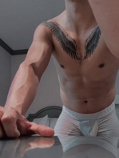 Foto di nudo di fuga di OnlyFans di Ron