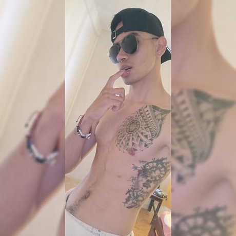 Foto di nudo di fuga di OnlyFans di Mr Klein