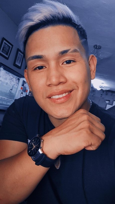 Foto di nudo di fuga di OnlyFans di Mrporonga