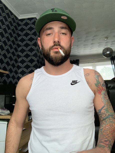 Foto di nudo di fuga di OnlyFans di Stuartboi