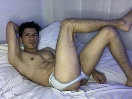 Foto di nudo di fuga di OnlyFans di Moya