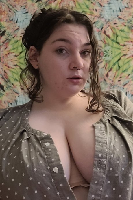 Foto di nudo di fuga di OnlyFans di Joy
