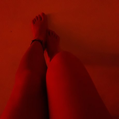 Foto di nudo di fuga di OnlyFans di Morobalatinfeet