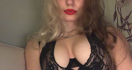 Foto di nudo di fuga di OnlyFans di Lex