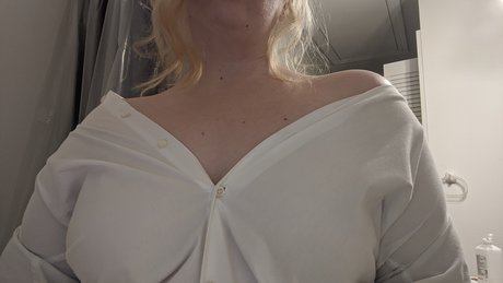 Foto di nudo di fuga di OnlyFans di Morgan