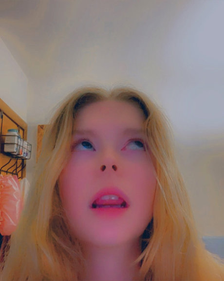 Foto di nudo di fuga di OnlyFans di Gigi