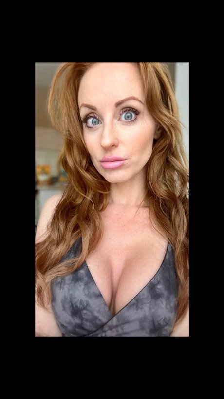 Foto di nudo di fuga di OnlyFans di Tiny Dancer Bee
