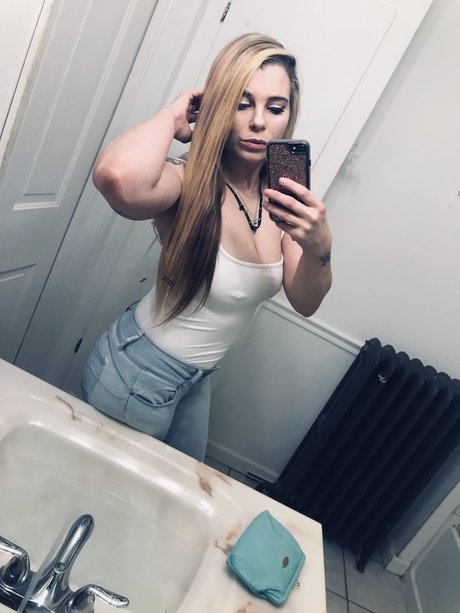 Foto di nudo di fuga di OnlyFans di Heather