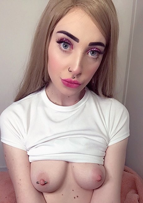 Foto di nudo di fuga di OnlyFans di Lunar Disgrace 