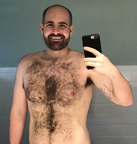 Foto di nudo di fuga di OnlyFans di Flgatorcub