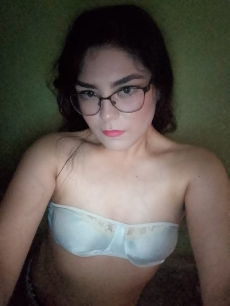 Foto di nudo di fuga di OnlyFans di Criseyda Wong