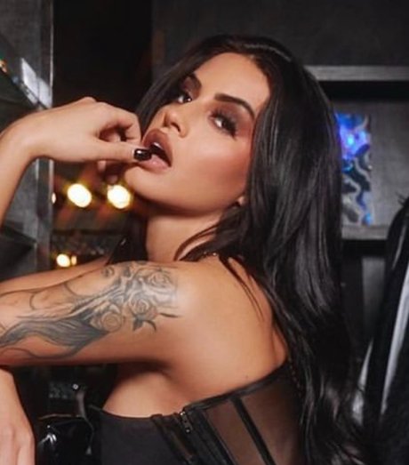 Foto di nudo di fuga di OnlyFans di Duda Castro 
