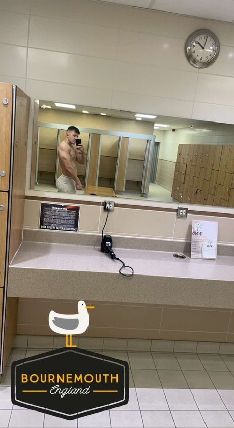Foto di nudo di fuga di OnlyFans di Mr Nine
