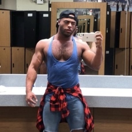 Foto di nudo di fuga di OnlyFans di Mrmicahbrandt