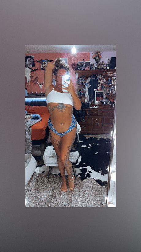 Foto di nudo di fuga di OnlyFans di Randa
