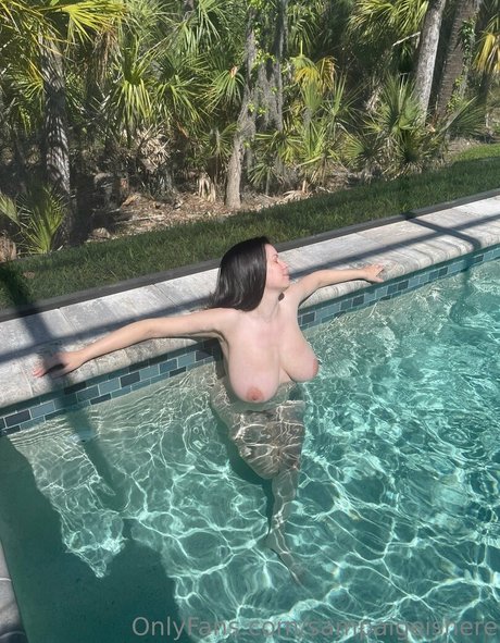 Foto di nudo di fuga di OnlyFans di Sampaigeishere