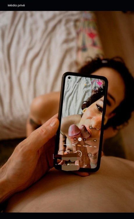 Foto di nudo di fuga di OnlyFans di Senevra
