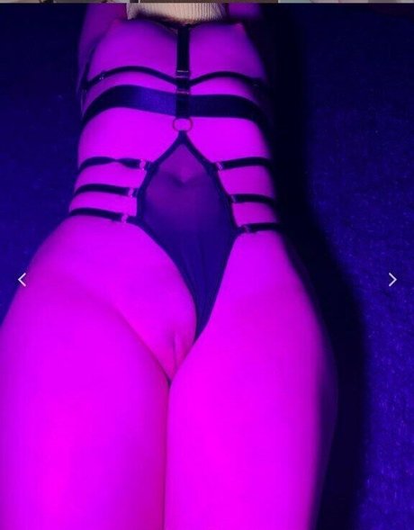 Foto di nudo di fuga di OnlyFans di Anellybell