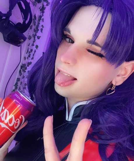 Its_peachybunnn