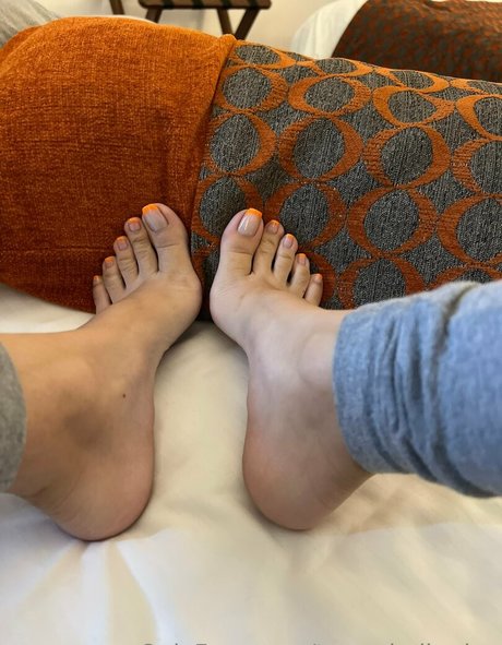 Foto di nudo di fuga di OnlyFans di Trampledbydee