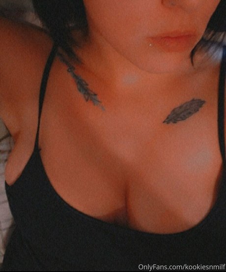 Foto di nudo di fuga di OnlyFans di Kookiesnmilf