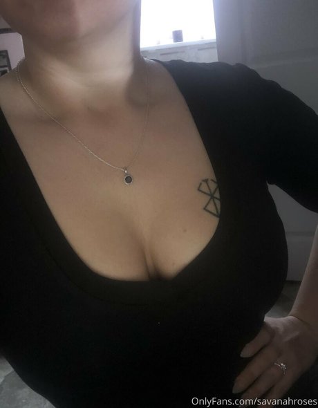 Foto di nudo di fuga di OnlyFans di Savanahroses