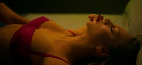 Ester Exposito