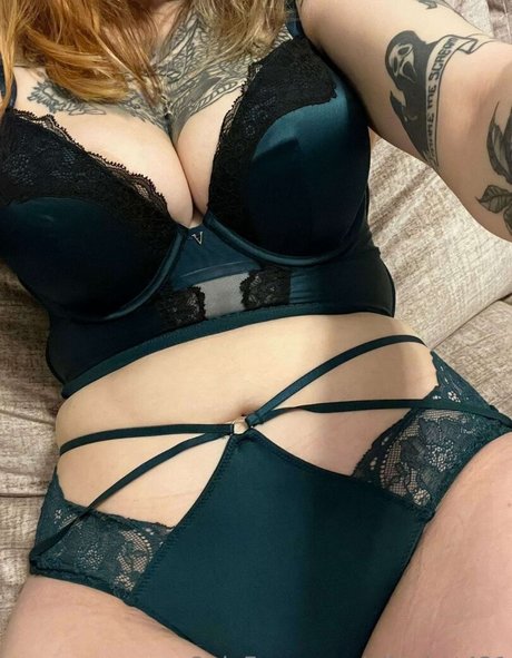 Foto di nudo di fuga di OnlyFans di Lleykt421