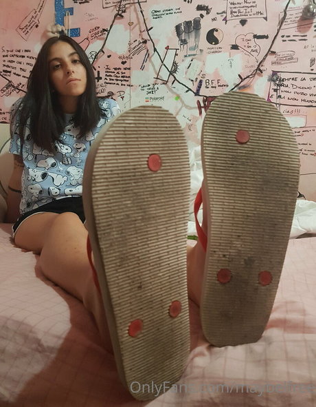 Foto di nudo di fuga di OnlyFans di Maybelfree