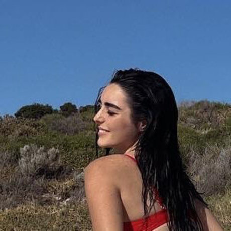 Foto di nudo di fuga di OnlyFans di Indiana Massara