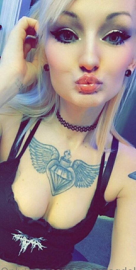 Foto di nudo di fuga di OnlyFans di Ravenragdoll