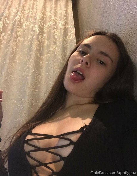 Foto di nudo di fuga di OnlyFans di Apofigeaa