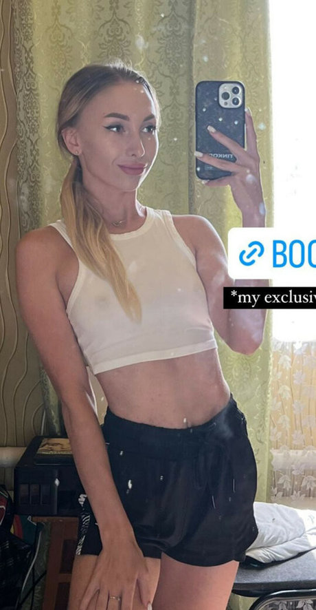 Foto di nudo di fuga di OnlyFans di Alferovan