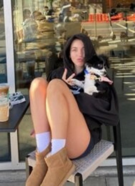 Foto di nudo di fuga di OnlyFans di Brynn Rumfallo