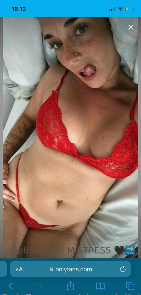 Foto di nudo di fuga di OnlyFans di Sheerdelight1