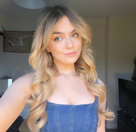 Foto di nudo di fuga di OnlyFans di Megan Walsh