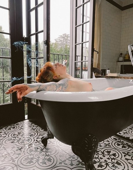 Foto di nudo di fuga di OnlyFans di Itsbeadux