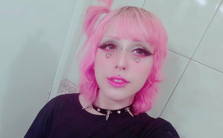 Foto di nudo di fuga di OnlyFans di Virtualbunni