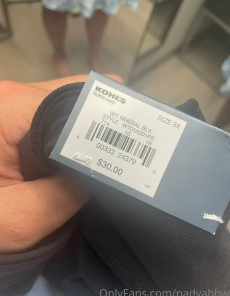 Foto di nudo di fuga di OnlyFans di Nadyabbw