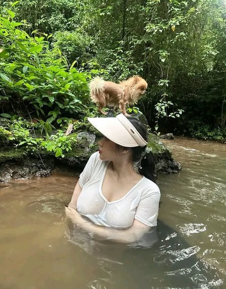 Foto di nudo di fuga di OnlyFans di Ann Nang Nann