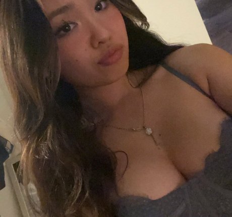 Foto di nudo di fuga di OnlyFans di Chaela