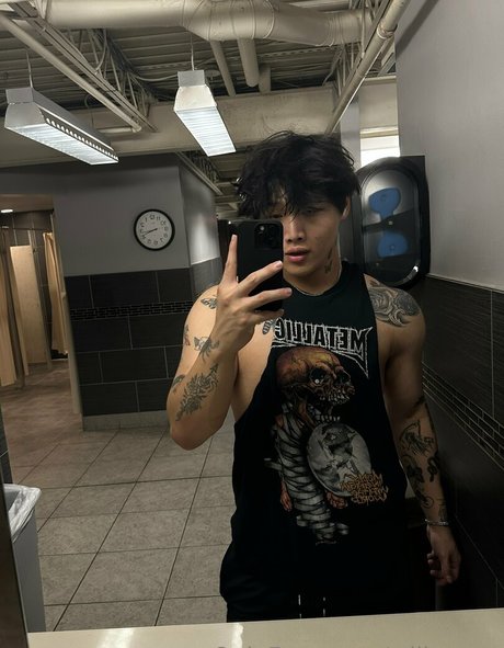 Foto di nudo di fuga di OnlyFans di Willpyun