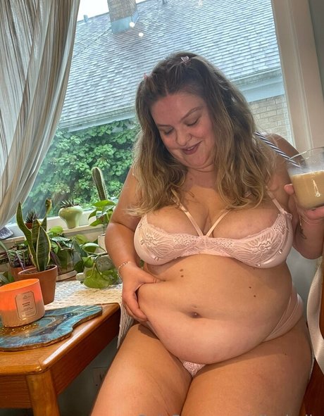 Ellesbelly