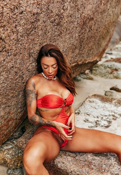 Foto di nudo di fuga di OnlyFans di Monique Amin