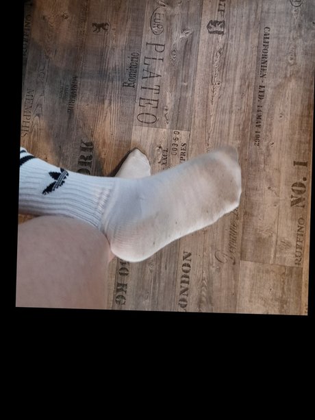 Foto di nudo di fuga di OnlyFans di Dens