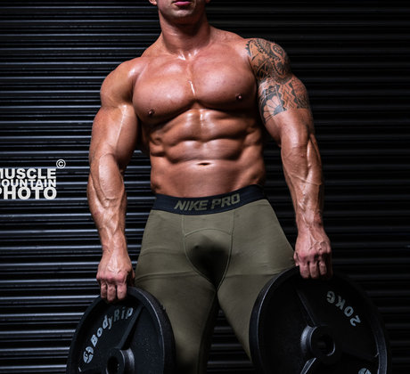 Foto di nudo di fuga di OnlyFans di Muscleflexxx