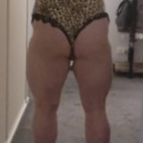 Foto di nudo di fuga di OnlyFans di Musclemummy