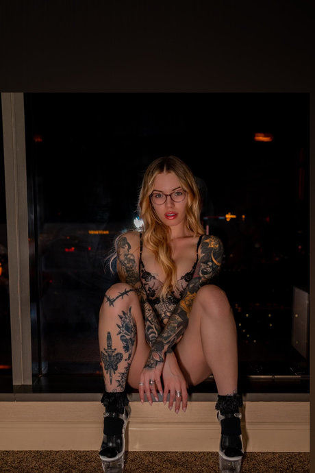Foto di nudo di fuga di OnlyFans di Genna