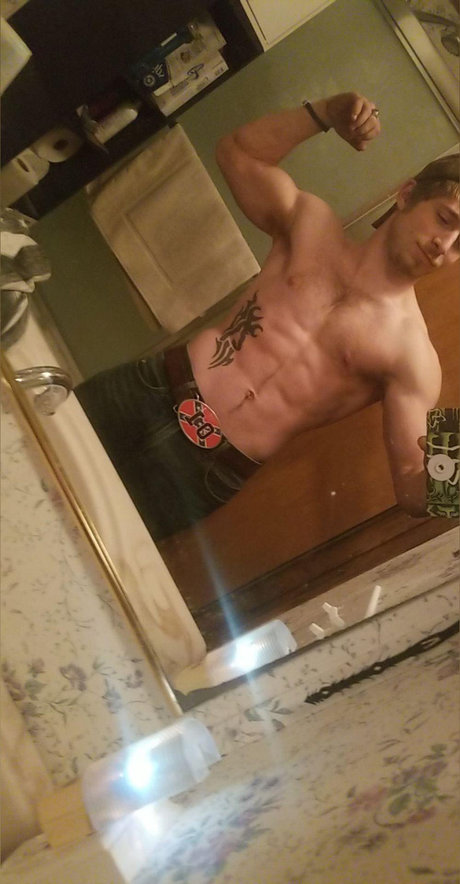 Foto di nudo di fuga di OnlyFans di Harley