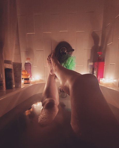 Foto di nudo di fuga di OnlyFans di Michelle